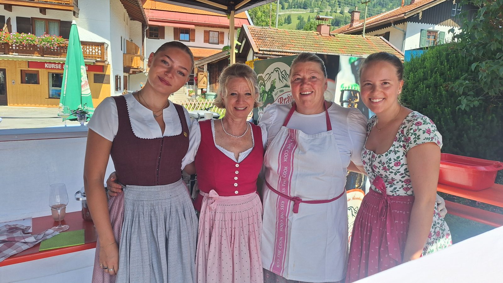 Dorffest 2026 - Prosecco Stand und Tennis Spiele, Foto 1